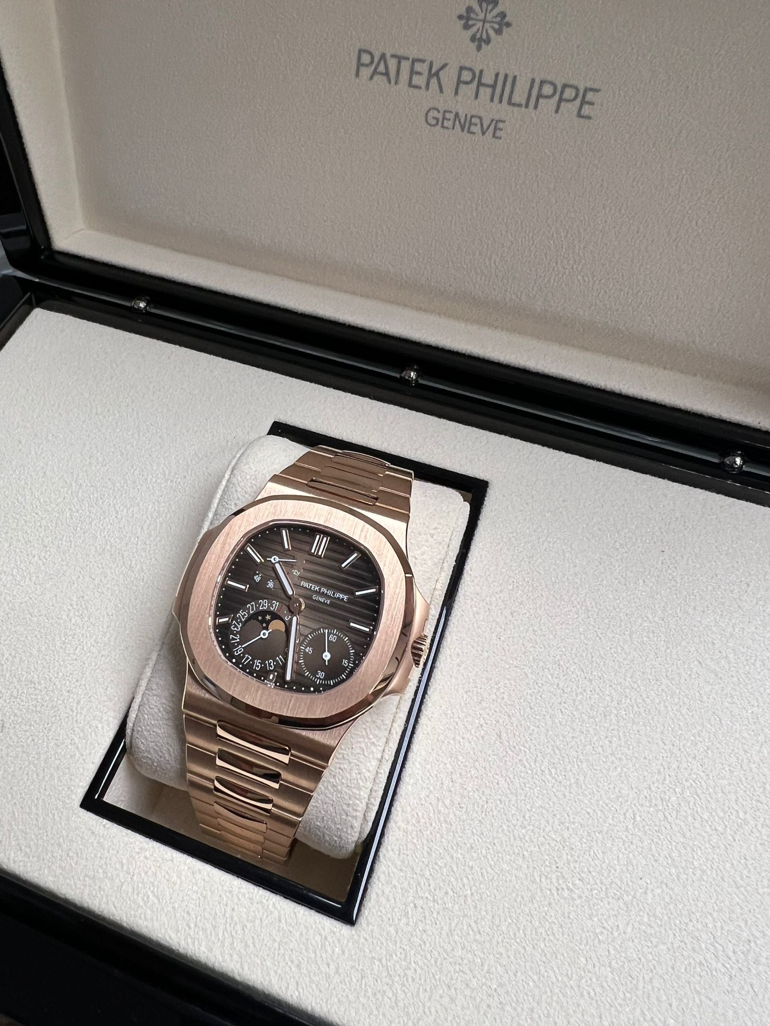 Patek Philippe Calatrava Rose Gold 39mm Men's Watch