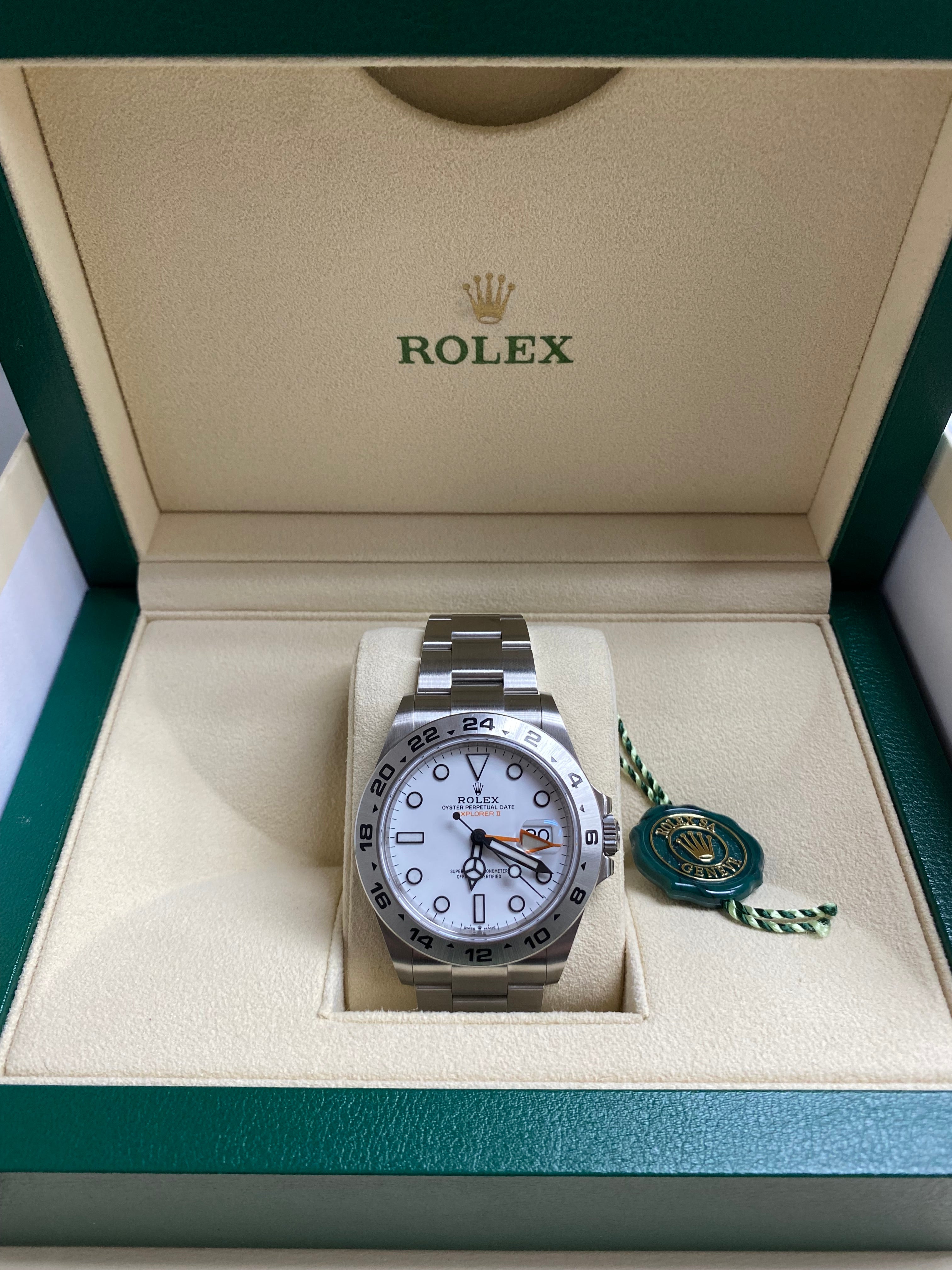 Orologio Rolex Quadrante Bianco Rolex Explorer Al Polso Rolex